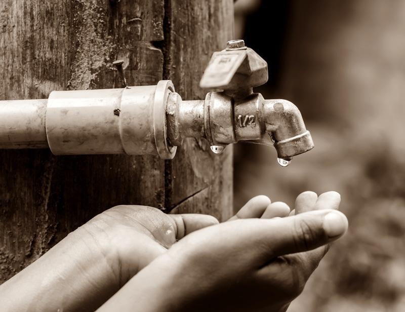 Científicos predicen la fecha en la que el mundo se quedará sin agua potable-0